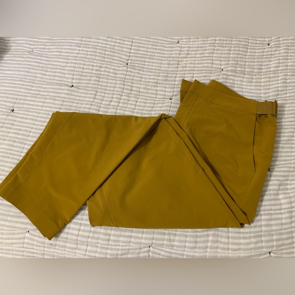 Lululemon Womens Trouser, Mustard Gold, Size 8 NWOT - Picture 4 of 9